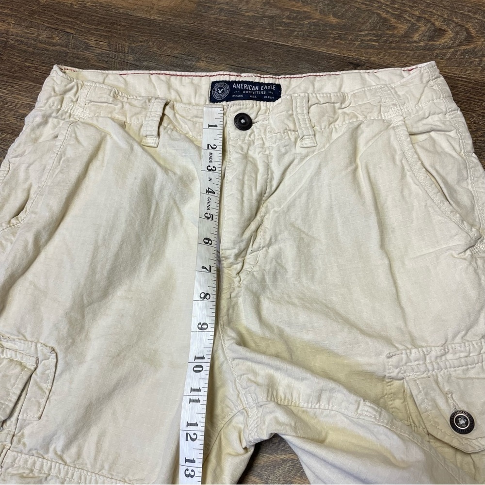 American Eagle Cargo Shorts Mens 32x11 Ivory Tan Longboard Baggy Retro - Picture 3 of 9